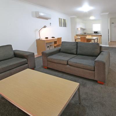 Hillarys 2 Bed Ocean View 1200px 10